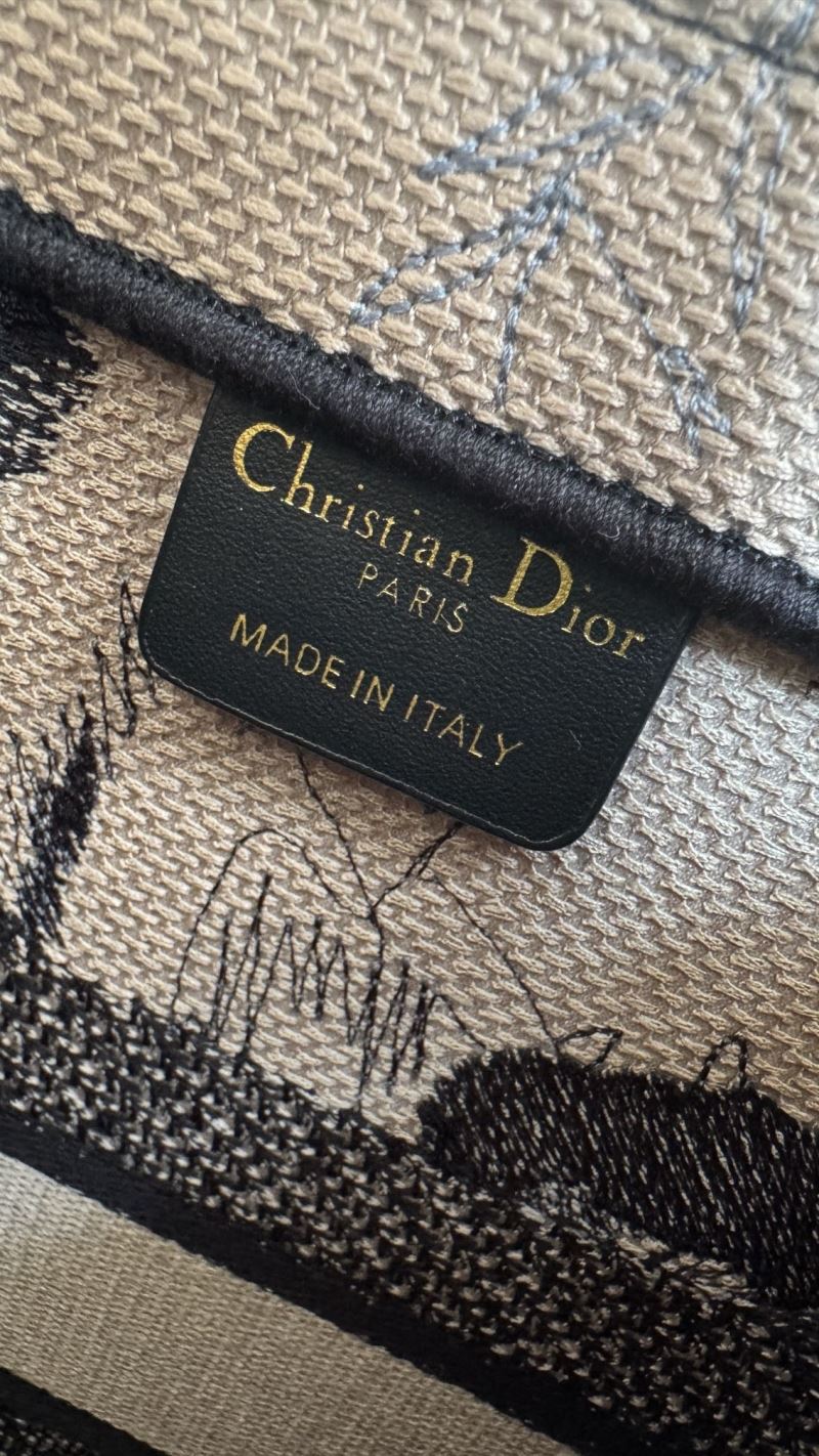 Christian Dior Shopping Bags